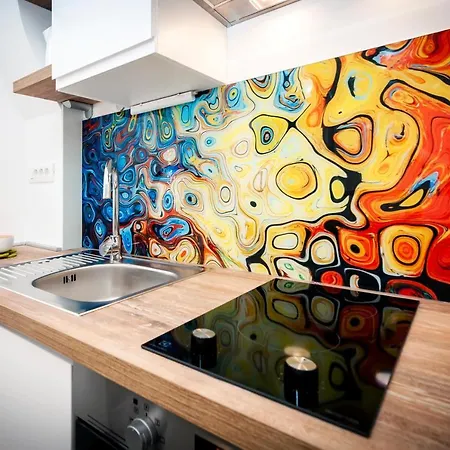 Amici With Terrace In Center Of Rovinj